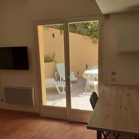 Appartement T1 Hyeres Exterior photo