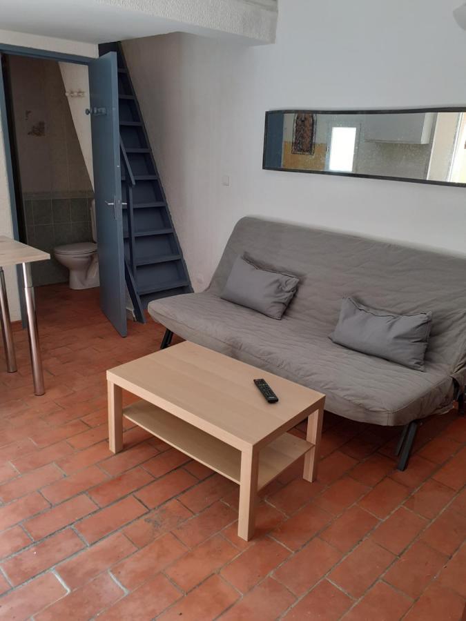 Appartement T1 Hyeres Exterior photo